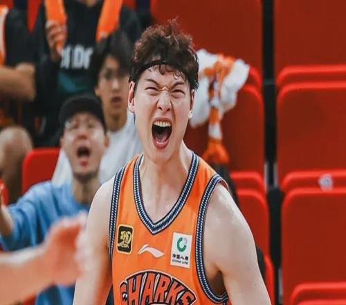 牛逼！32歲老將15中12，砍25分10板，付政浩他仍是內線頭號殺器