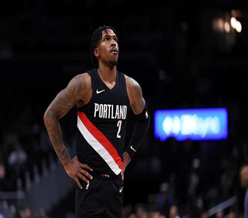 又一次各种瞎打乱打，开拓者对这位落选秀的信任度为什么这么高