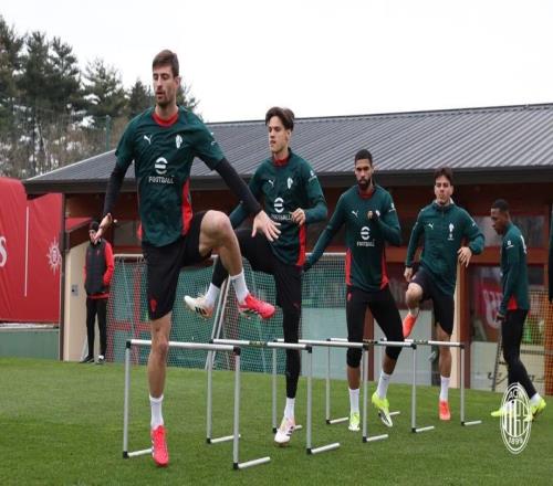 安布羅西尼丨米蘭現在的排名也是一種成就