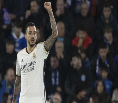 何塞盧回憶皇馬首秀：穆帥在更衣室摔瓶子，下半場我們進(jìn)6個