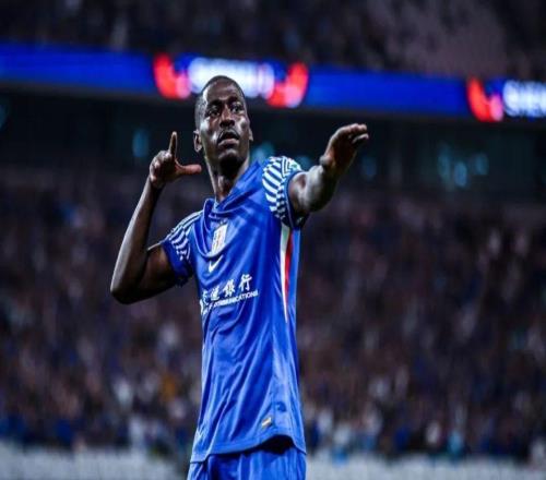 萊加內(nèi)斯官宣！阿蘇埃租借半年，賽季末或買斷，申花20場(chǎng)僅7球