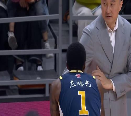 廣東隊迎來補(bǔ)強(qiáng)機(jī)會！CBA外援市場又一“大魚”，至少遭5隊哄搶