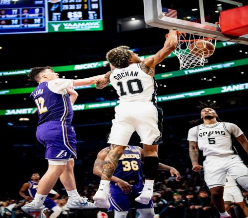 場(chǎng)均下降7分！整整4年啊，馬刺正式放棄培養(yǎng)，再見9號(hào)秀