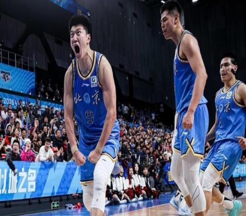 CBA第一爭冠熱門被打崩潰近10戰(zhàn)輸了6場：這狀態(tài)怎血拼廣廈廣東