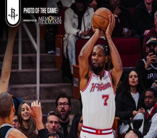 超越文斯卡特，杜蘭特三分命中數(shù)升至NBA歷史第十