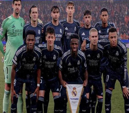 皇马上一次单场欧冠2人染红是在2010年，当时主帅是穆里尼奥