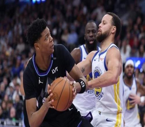 替補(bǔ)狂轟67分！勇士8人上雙創(chuàng)賽季新高！庫里27分迎得分里程碑