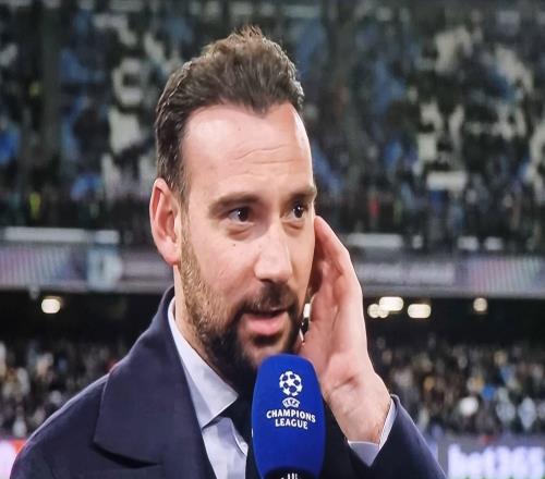 曼納：我們很難簽斯特林，他要價(jià)不菲并且已經(jīng)長(zhǎng)時(shí)間沒有比賽