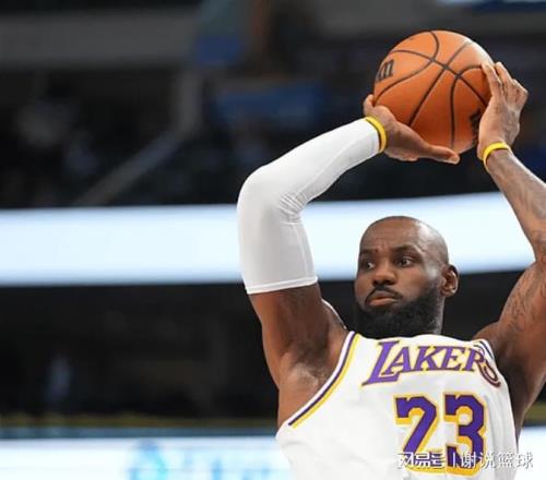 詹姆斯回家湖人遭惨败，东契奇带伤拼尽全力，只有两队友发挥正常