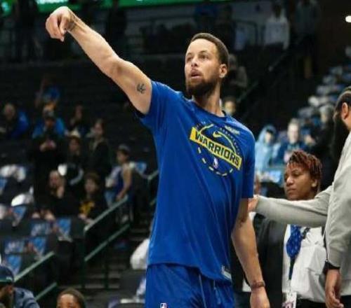 美記：勇士應(yīng)該和庫里展開對(duì)話，是否要將他交易出去！