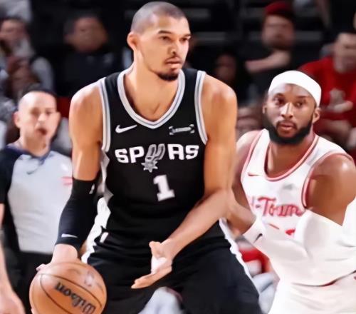 隨著馬刺11199火箭，湖人慘敗30分，NBA最新積分榜如下！勇士第8