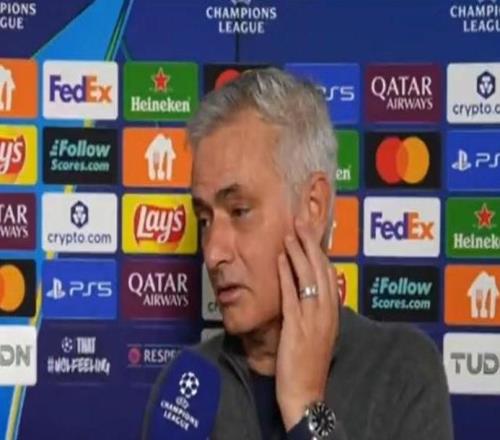 穆里尼奧：戰(zhàn)勝皇馬意義重大，我們?cè)诠饷髑驁?chǎng)書寫了更多歷史