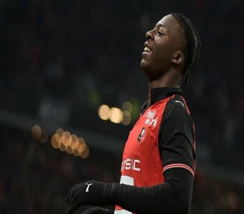 天空：曼聯(lián)在關(guān)注雷恩18歲前鋒梅特，但冬窗轉(zhuǎn)會可能性不大