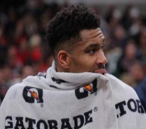 3消息：字母哥申請交易，亞當斯賽季報銷，勇士得到嘴哥正向反饋