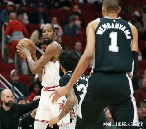 NBA最新排名出爐！火箭真送溫暖，一隊追上湖人，勇士也喜上加喜