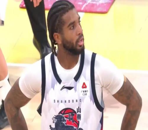 傷病襲擾+狀態(tài)起伏，山東男籃7786不敵廣廈，四連勝遺憾終結(jié)