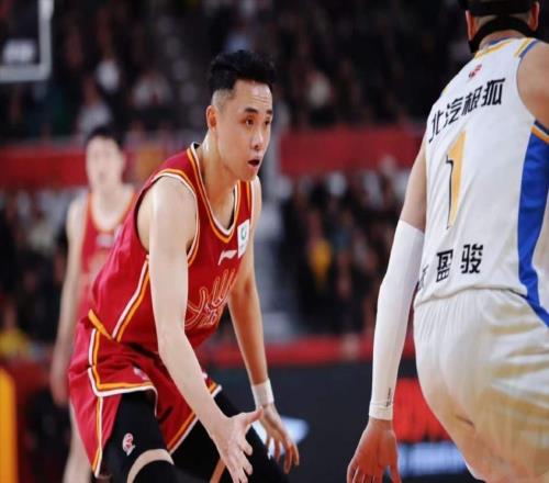 17分慘敗浙江，兩將0分，潘江被喊下課，名記：為啥你還能拿頂薪