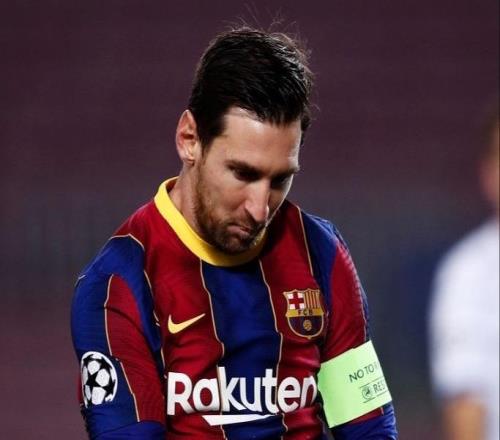 历史上只有五个球员踢皇马有满分10分！梅西领衔！