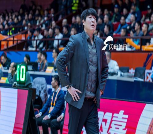 山东高速男篮不敌浙江广厦，邱彪赛后点评小将王证
