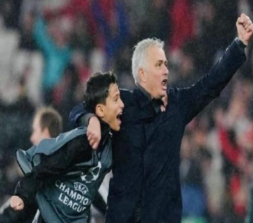 歐冠附加賽對決預(yù)測，皇馬再碰穆帥幾率高，巴黎戰(zhàn)弱旅輕松晉級