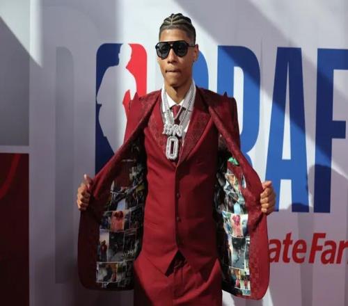 敢揍多爾特，此子必成大器？