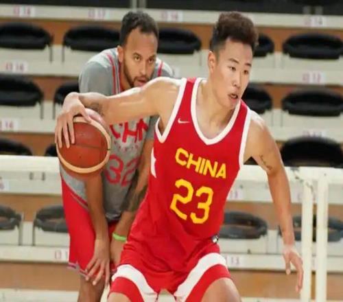 賀西寧欲進(jìn)國(guó)家隊(duì)，王哲林正負(fù)值19四川男籃外援遭欠薪拒絕出戰(zhàn)