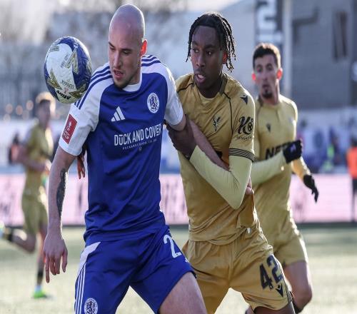 水晶宮想把一半門票收入捐給麥克斯菲爾德，但因不符規(guī)則被叫停