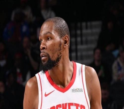 杜蘭特背靠背31分，小賈14+8+3+3+5申京打鐵，火箭終結(jié)老鷹4連勝