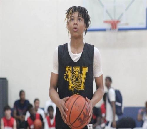 敢揍多爾特，此子必成大器？