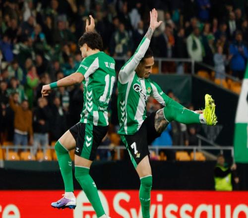 一場21改寫兩隊命運，安東尼神了：獨造2球，率隊殺入16強