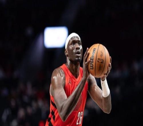 開拓者官方：中鋒里斯右腳應(yīng)力性骨折已接受手術(shù)，賽季報銷