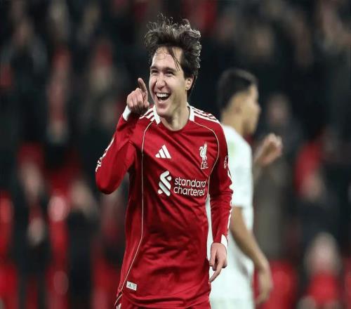 利物浦難求一勝，他的位置不動如山