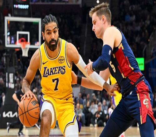 命中了3個三分，但除此之外湖人替補(bǔ)控衛(wèi)依然沒有起到任何的作用