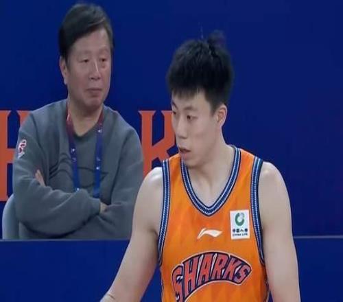 央視直播！今晚735，強強對話，豪門迎戰(zhàn)黑馬，少帥想復仇不容易