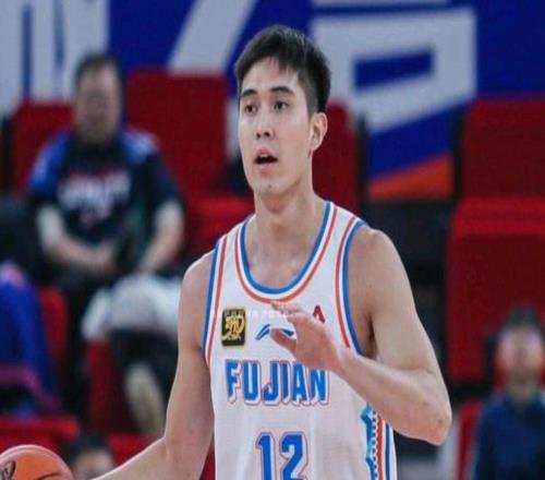 楊曦皓18分4板6帽CBA常規(guī)賽福建9285廣州