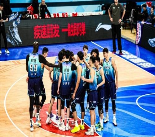 體育早餐1.30寧波男籃創(chuàng)造歷史首勝遼籃阿迪達斯預計2025年銷售額將創(chuàng)新高