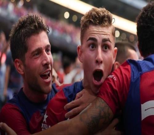 記者：費(fèi)爾明最初只是偶然參與巴薩一線隊(duì)訓(xùn)練，哈維提拔了他