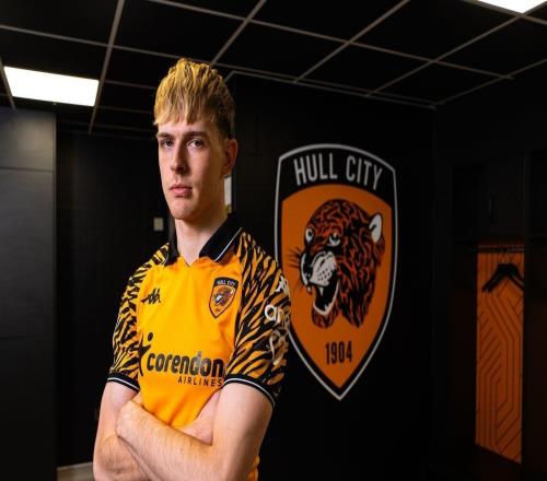 官方：曼聯(lián)22歲中場托比科利爾租借加盟赫爾城