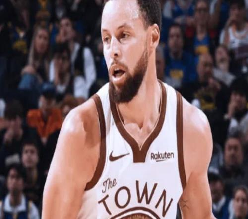 庫里一瘸一拐瞬間曝光！科爾透露膝蓋已不適7天：未確定是否做MRI