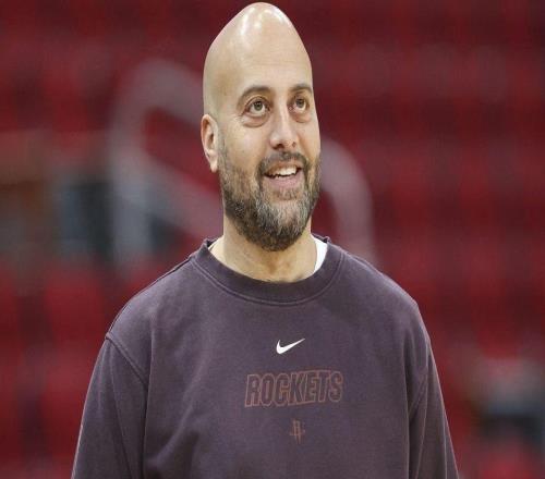 單場轟40+8+4！狄龍爆發，凸顯火箭隊主帥無能斯通7換1交易虧了