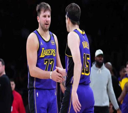 盧卡東契奇和里夫斯會(huì)出戰(zhàn)嗎湖人對(duì)陣奇才最新傷病報(bào)告