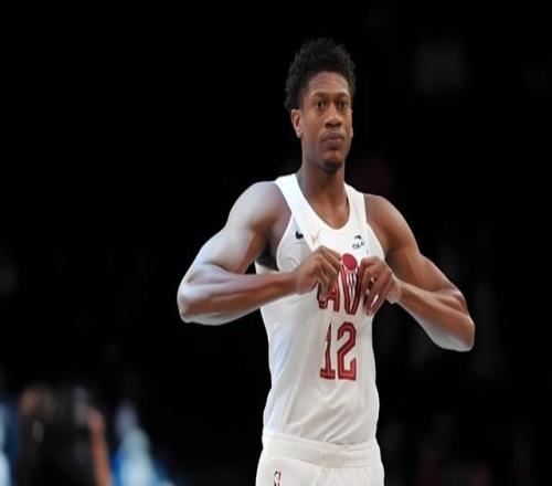 補(bǔ)強(qiáng)還是自毀湖騎大互換！這筆交易怎么看