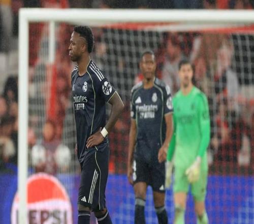 阿斯：皇馬掉出歐冠前8損失900萬(wàn)歐，但附加賽門(mén)票能賺700萬(wàn)