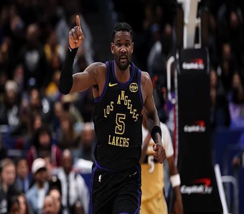 面對(duì)奇才難得強(qiáng)硬了一把！湖人內(nèi)線支柱能否保持這樣的水準(zhǔn)呢