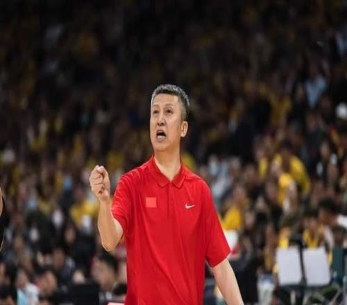 38投轟68分8板！山東大漢狀態(tài)火熱，郭士強該給他一次機會了吧