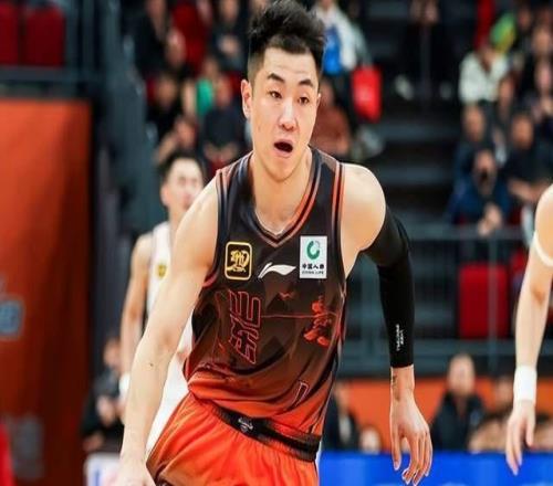 山東險勝廣州贏在裁判：球隊要想走得更遠，兩點決定邱彪必須下課