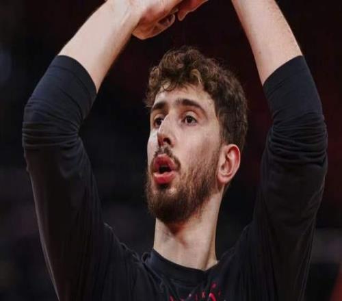 兩場30中9，申京非建隊基石，火箭隊鋒線高薪低能，16場最多拿6分