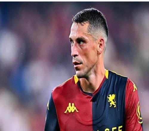 真正大魚！大連英博白撿一個寶貝，喜簽中超新孔卡，攪亂爭冠格局