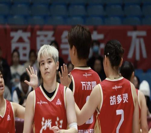 【W(wǎng)CBA聯(lián)賽】第二十二輪常規(guī)賽收官，浙江稠州銀行7080不敵武漢盛帆黃鶴