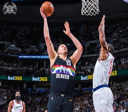 約基奇復(fù)出31分12板5助攻掘金戰(zhàn)勝快船，哈登25分9助攻小卡21分